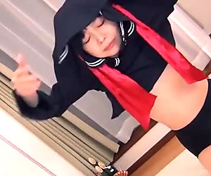 Japanese schoolgirl cums on fingers